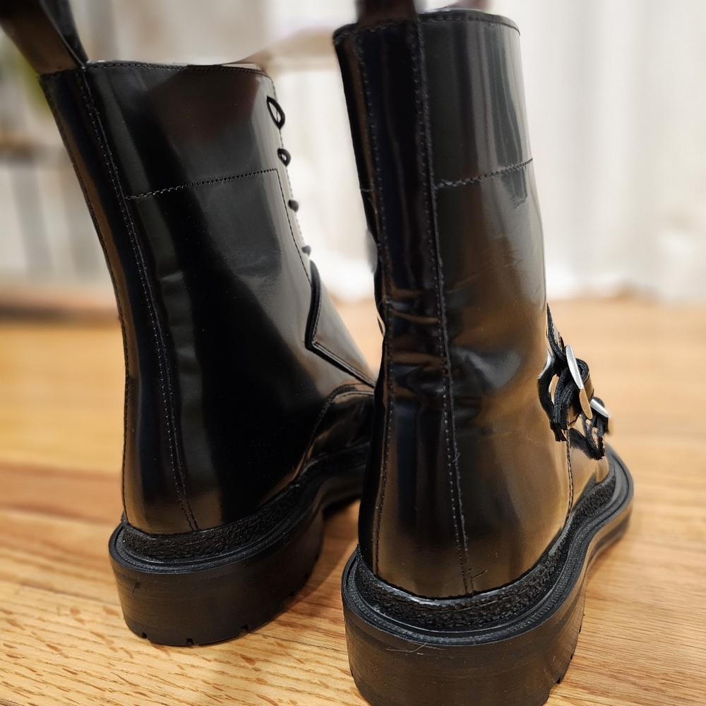 Inch2 Boots - Picture 15 of 16